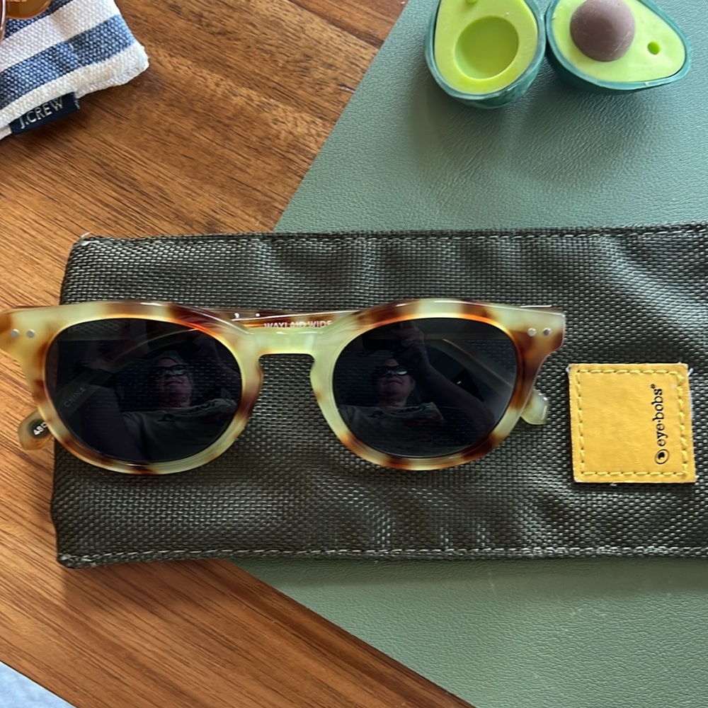 Eyebobs Sunglass Progressive Reader 2.0 - image 2